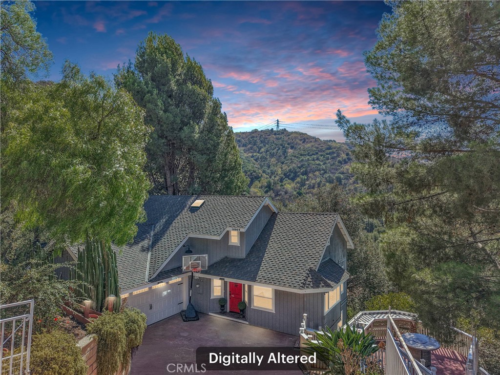 16908 Hillside Drive Property Photo 1