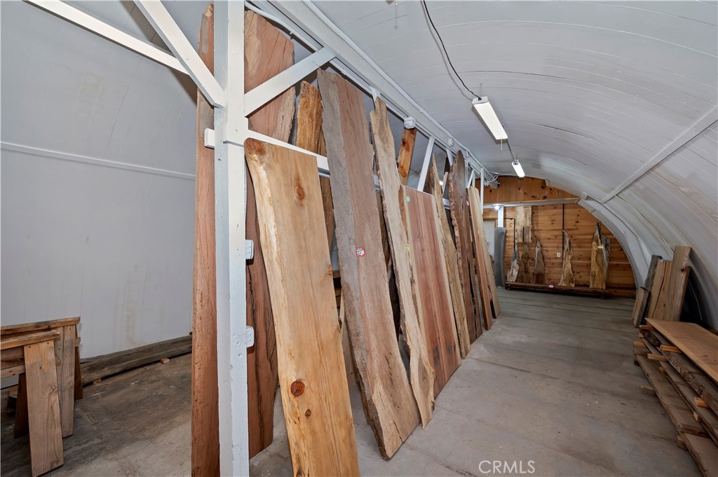 32765 Hilltop Boulevard Property Photo 21