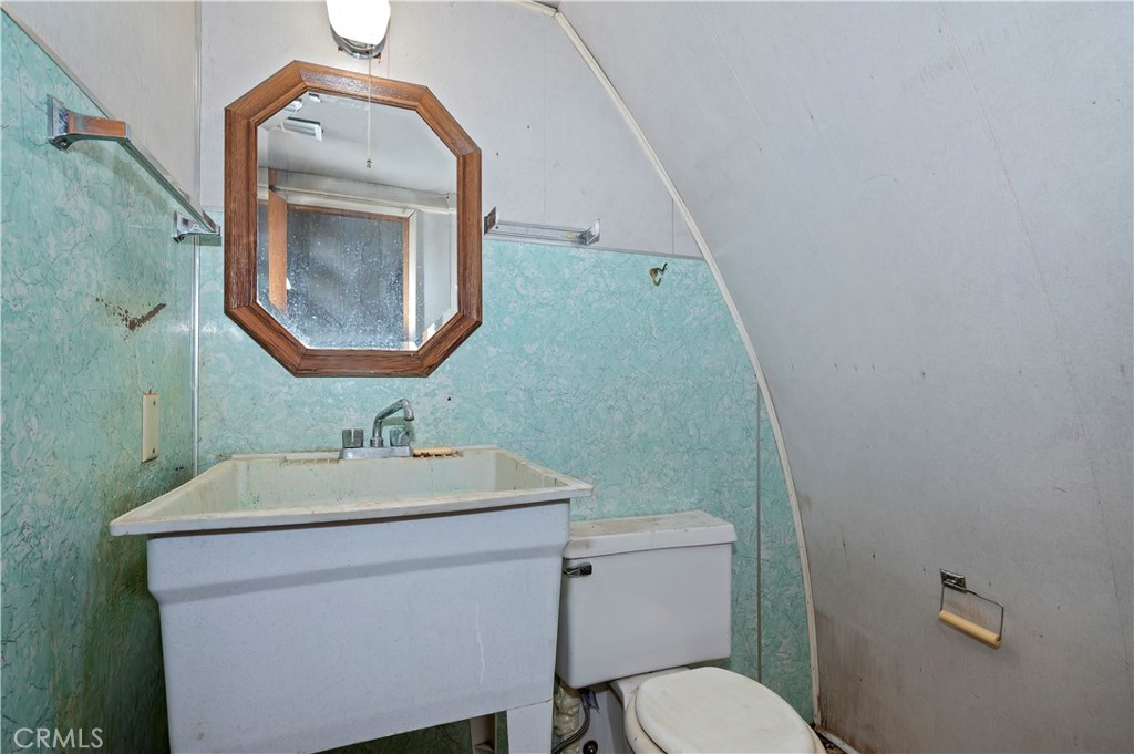 32765 Hilltop Boulevard Property Photo 22