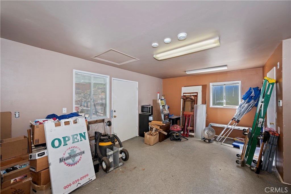 32765 Hilltop Boulevard Property Photo 28