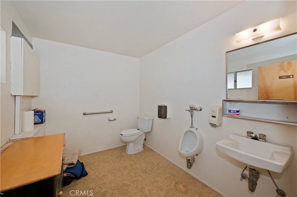 32765 Hilltop Boulevard Property Photo 53