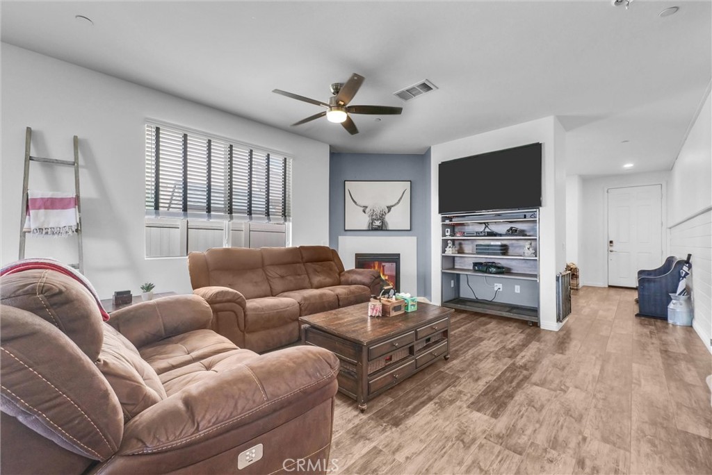 3964 Rosena Ranch Property Photo 6