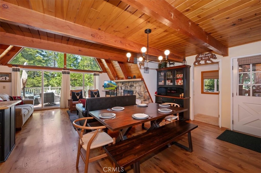 349 Castle Gate Property Photo 10