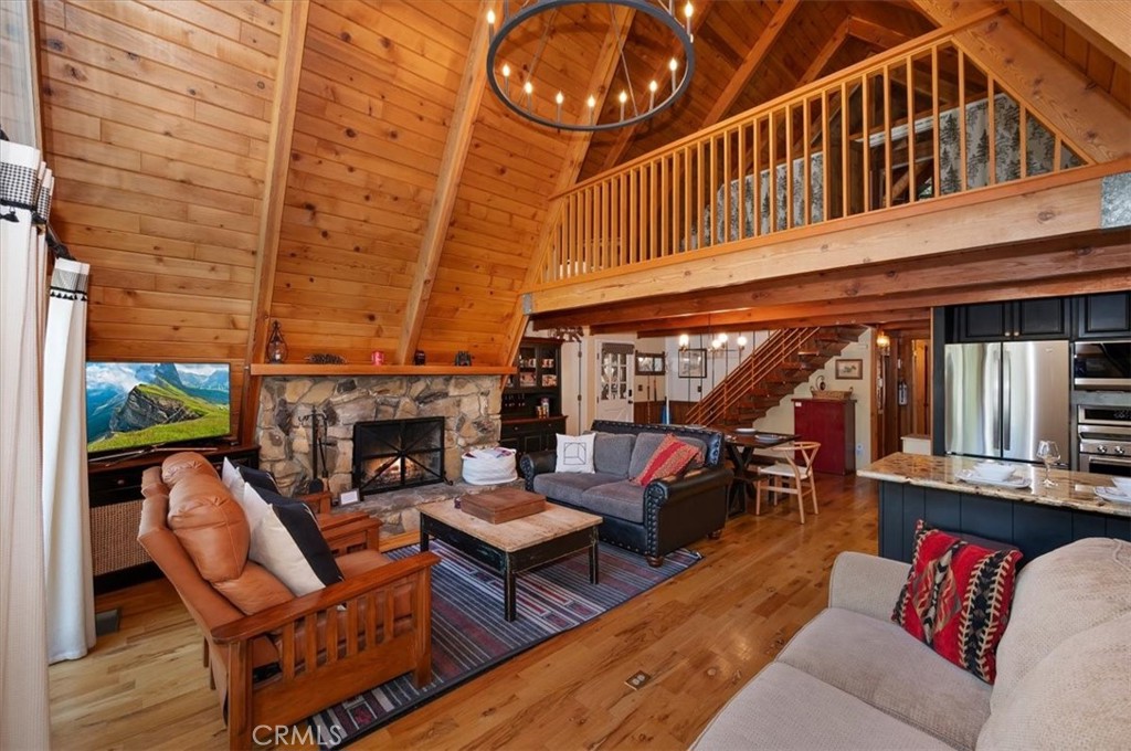 349 Castle Gate Property Photo 12