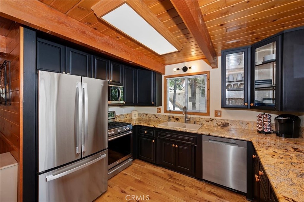 349 Castle Gate Property Photo 20