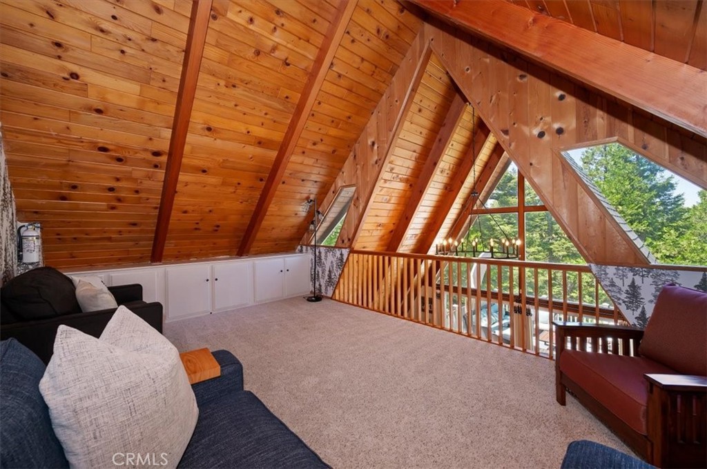 349 Castle Gate Property Photo 26