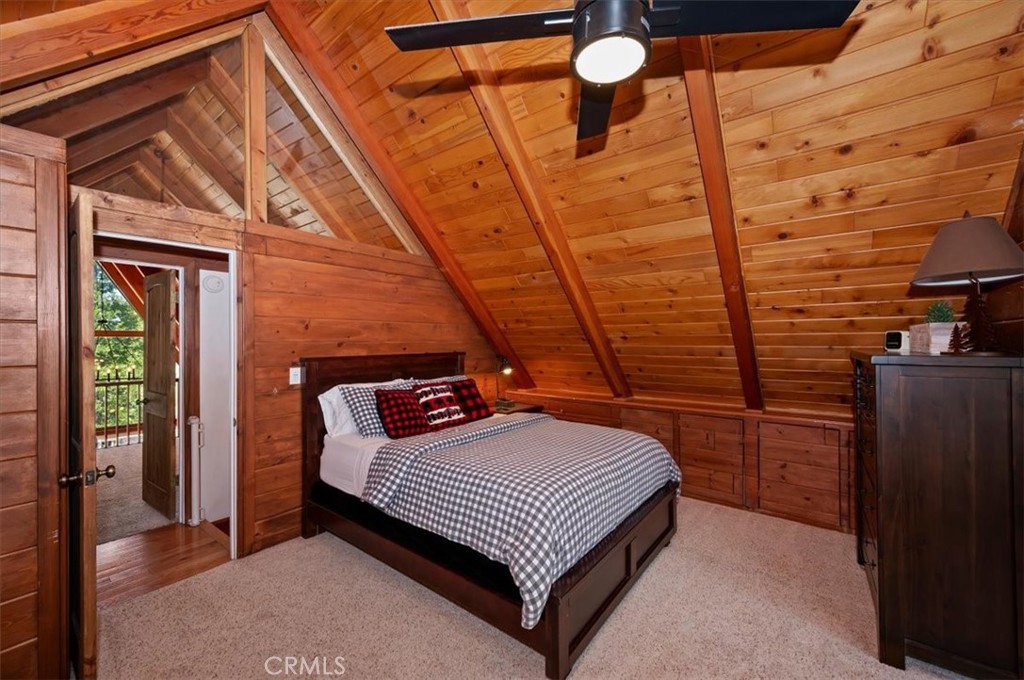 349 Castle Gate Property Photo 28