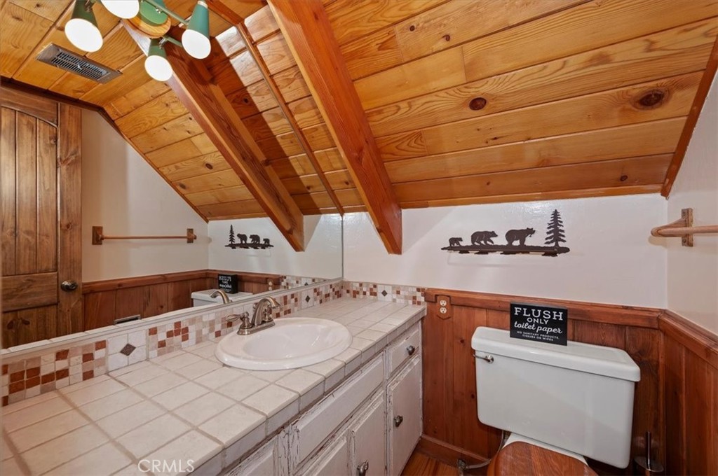 349 Castle Gate Property Photo 30
