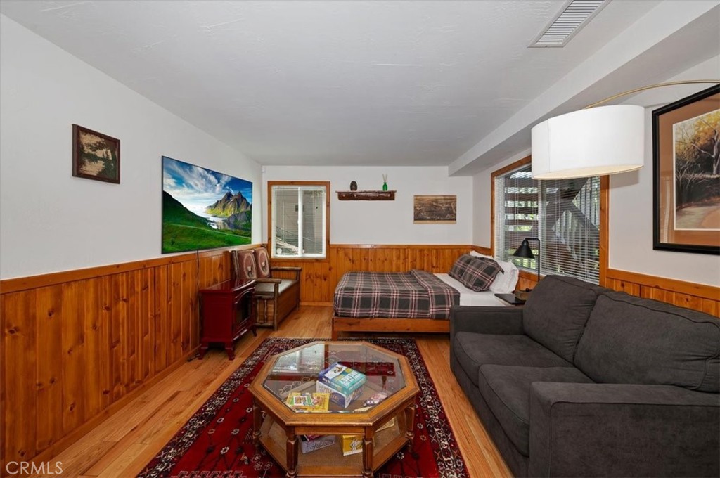 349 Castle Gate Property Photo 37
