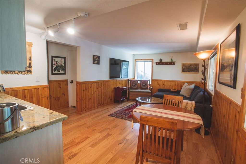 349 Castle Gate Property Photo 38