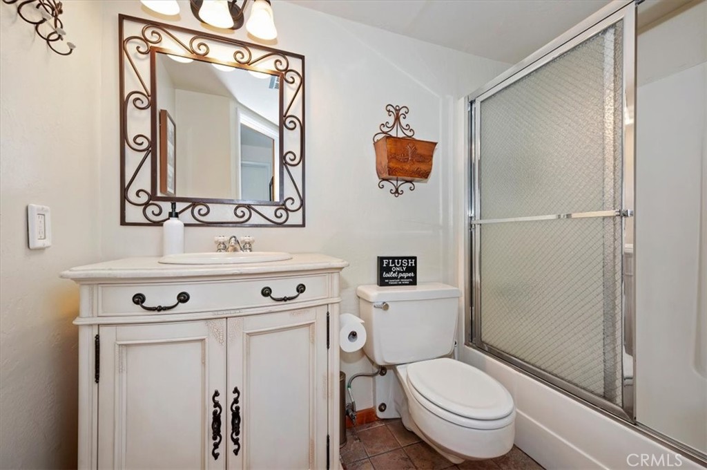 349 Castle Gate Property Photo 45
