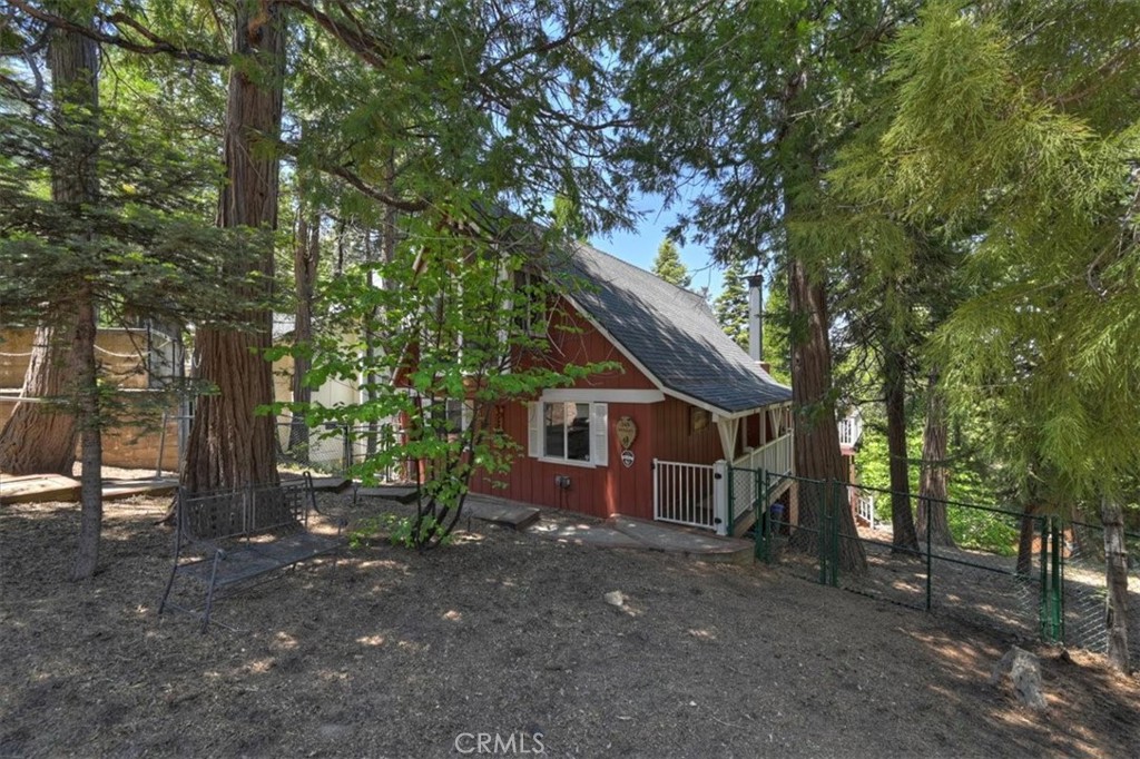 349 Castle Gate Property Photo 56
