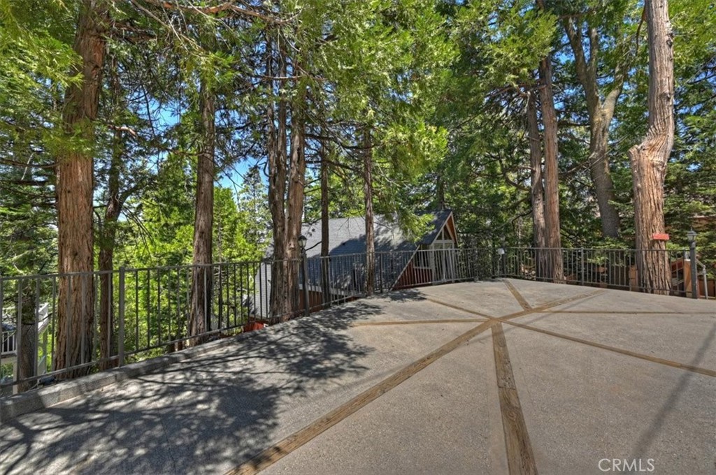 349 Castle Gate Property Photo 60