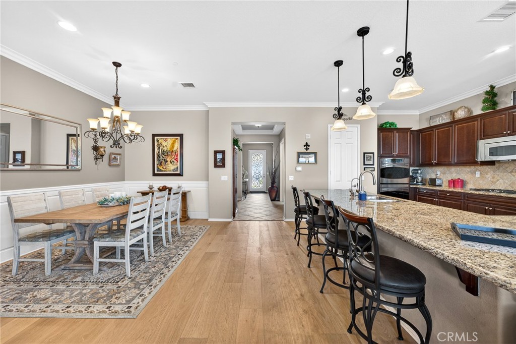 370 Irvine Property Photo 11