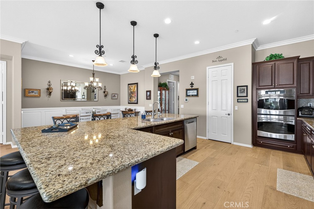 370 Irvine Property Photo 17