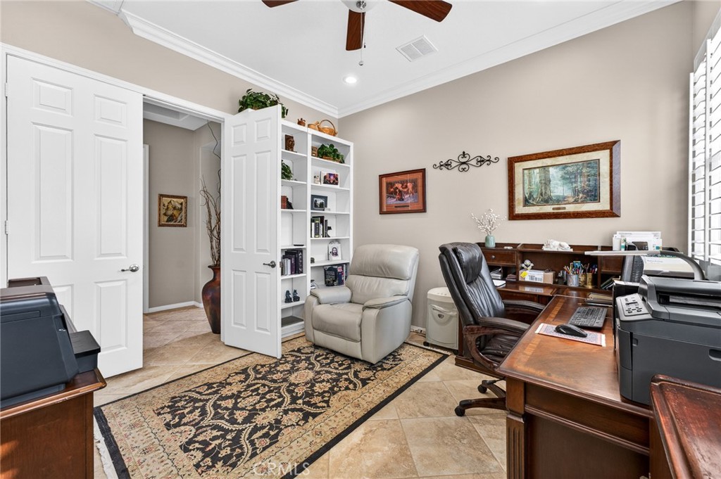 370 Irvine Property Photo 21