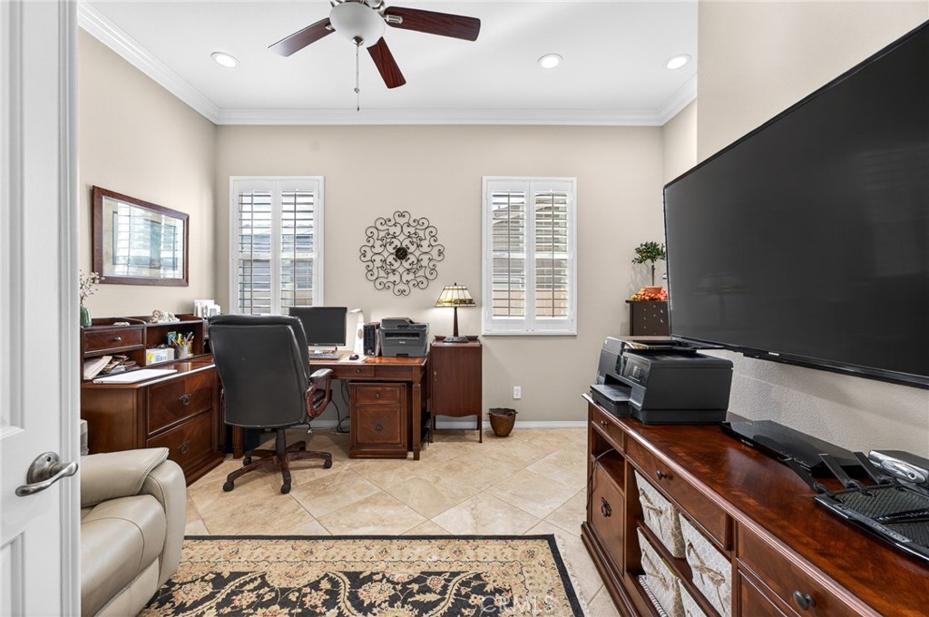 370 Irvine Property Photo 22