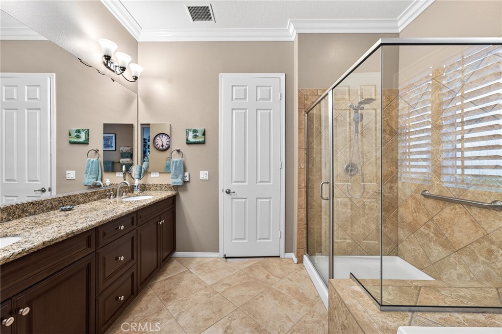 370 Irvine Property Photo 27