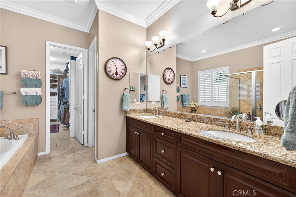 370 Irvine Property Photo 28