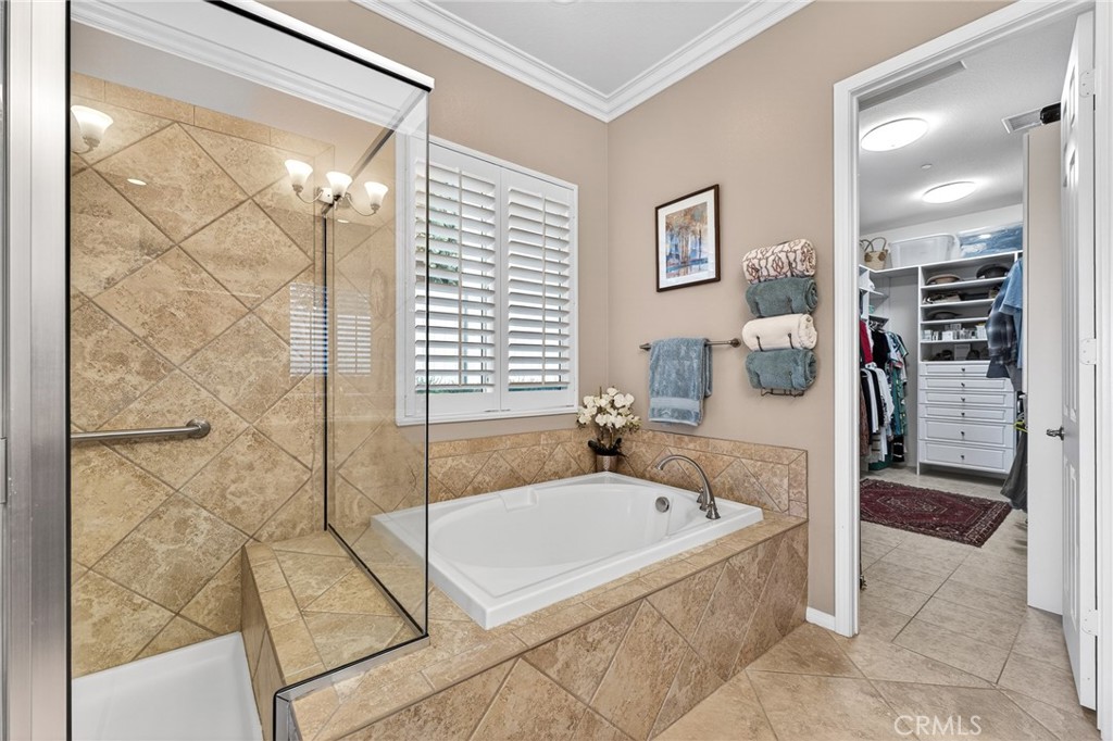 370 Irvine Property Photo 29