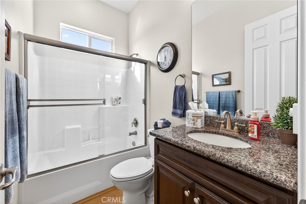 370 Irvine Property Photo 32