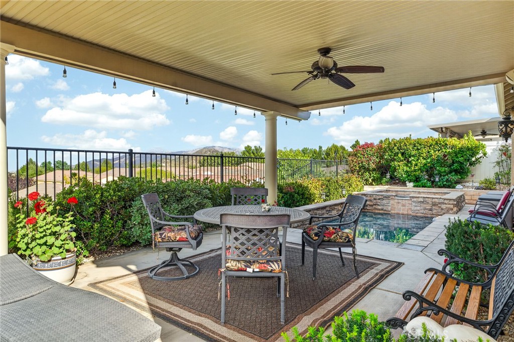 370 Irvine Property Photo 35