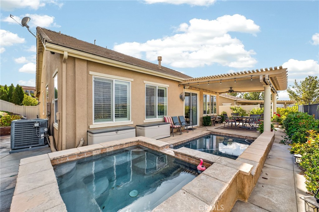 370 Irvine Property Photo 40