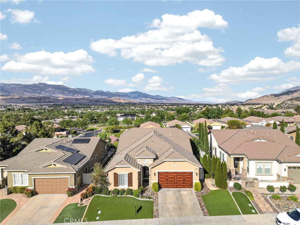 370 Irvine Property Photo 44