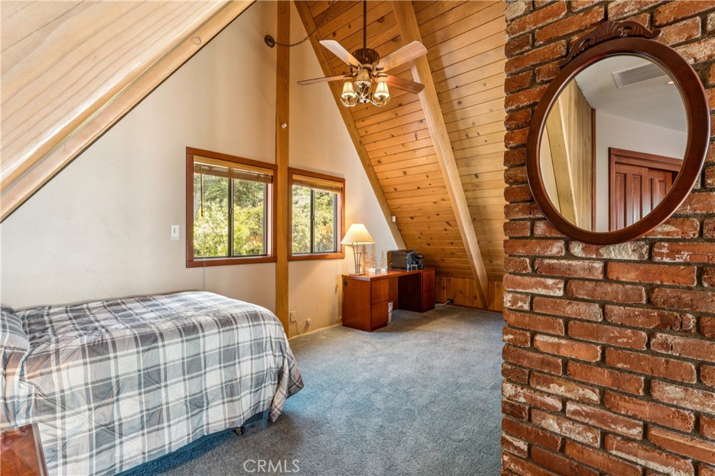 1369 Yellowstone Property Photo 39