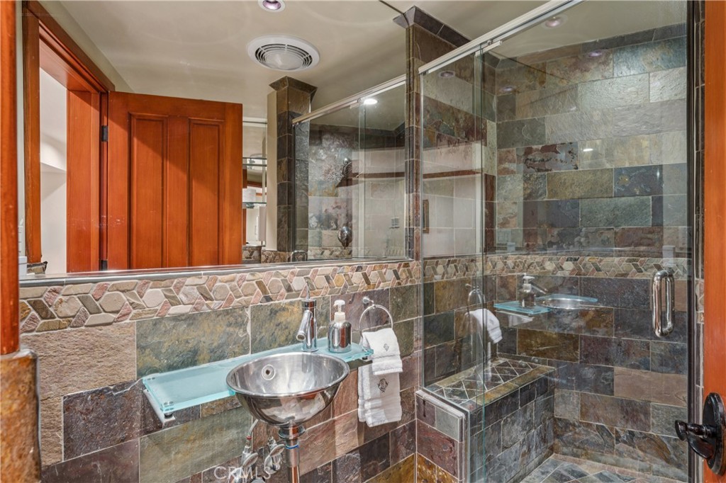 1369 Yellowstone Property Photo 47