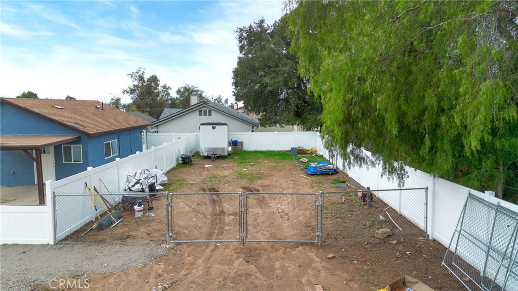12964 3rd Property Photo 2