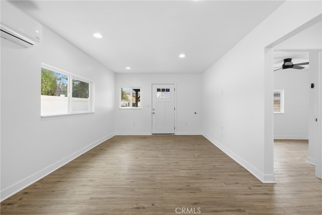 12964 3rd Property Photo 4
