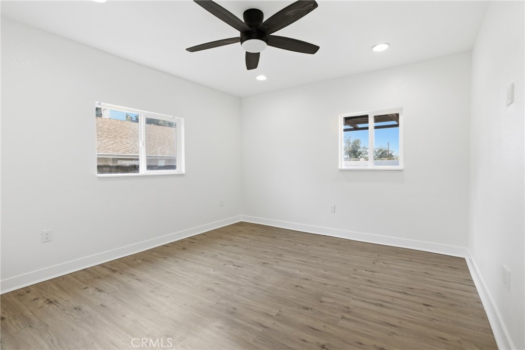 12964 3rd Property Photo 10