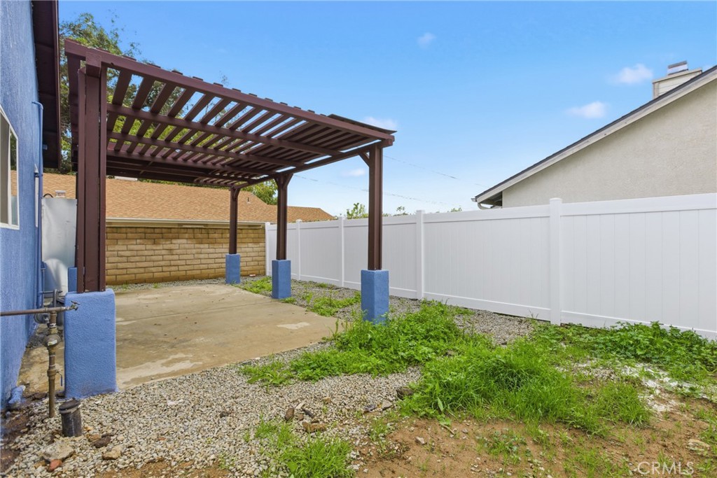 12964 3rd Property Photo 15