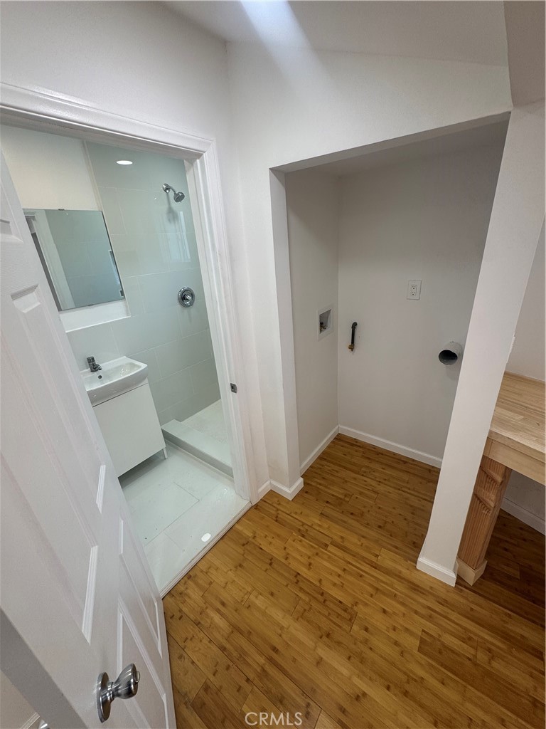 3615 N Mountain View Property Photo 4