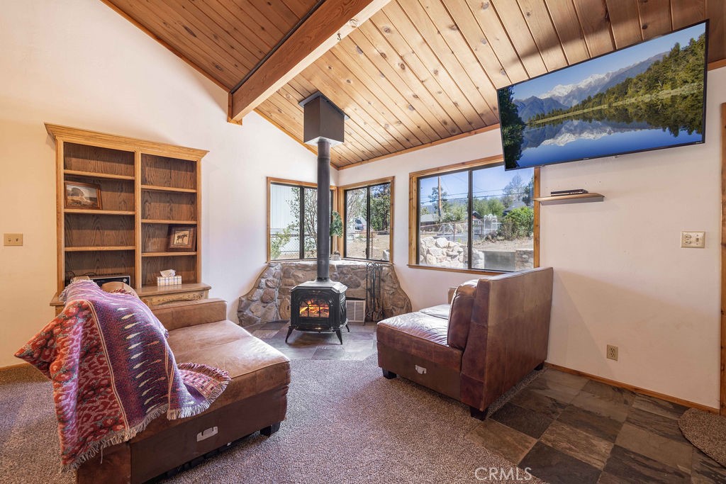 225 Zaca Property Photo 8