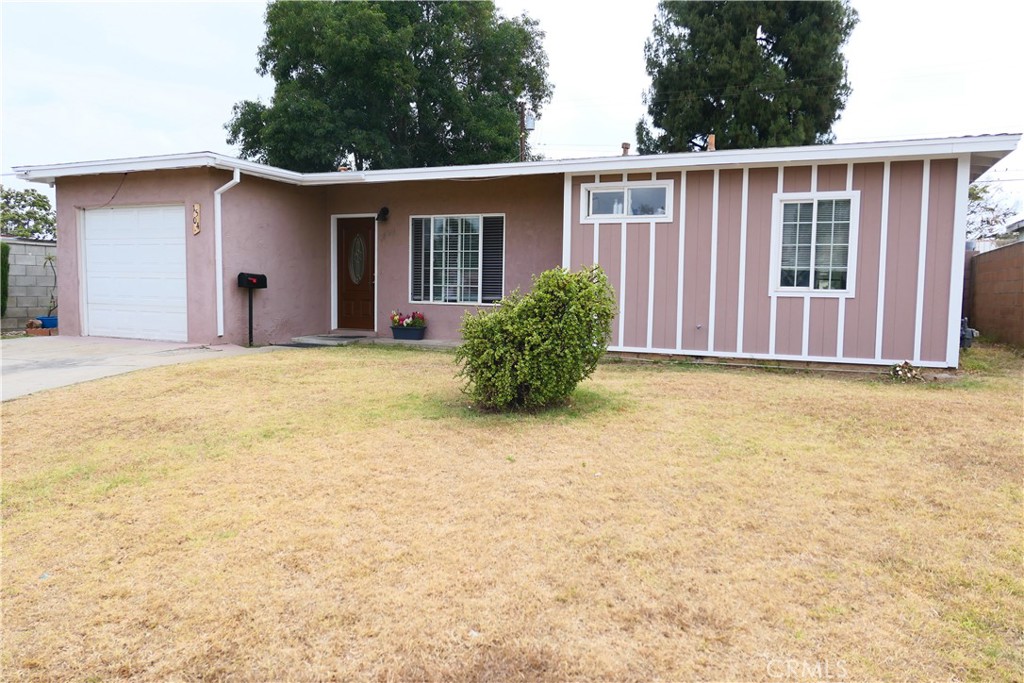 1504 S Haskins Property Photo 5