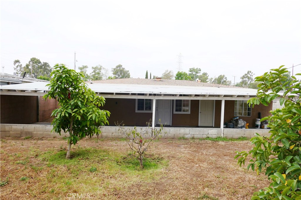1504 S Haskins Property Photo 16