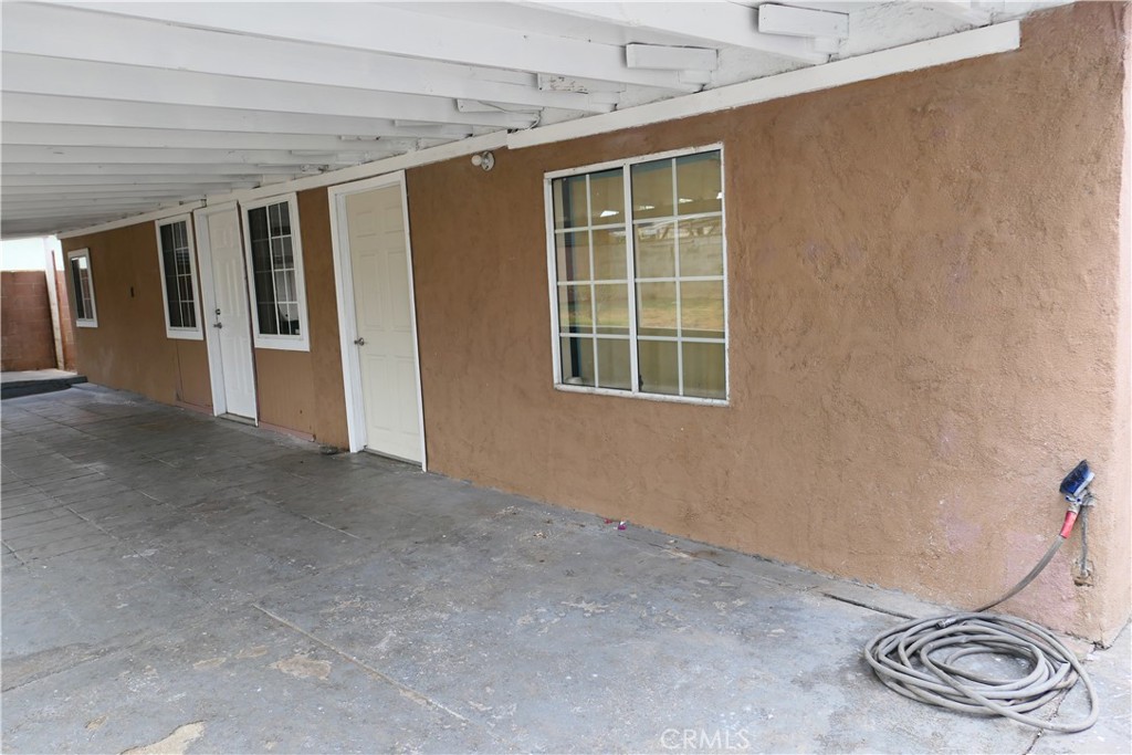 1504 S Haskins Property Photo 21