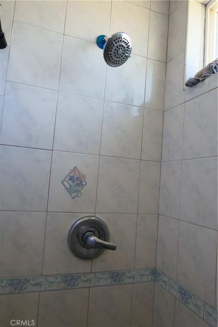 1504 S Haskins Property Photo 43
