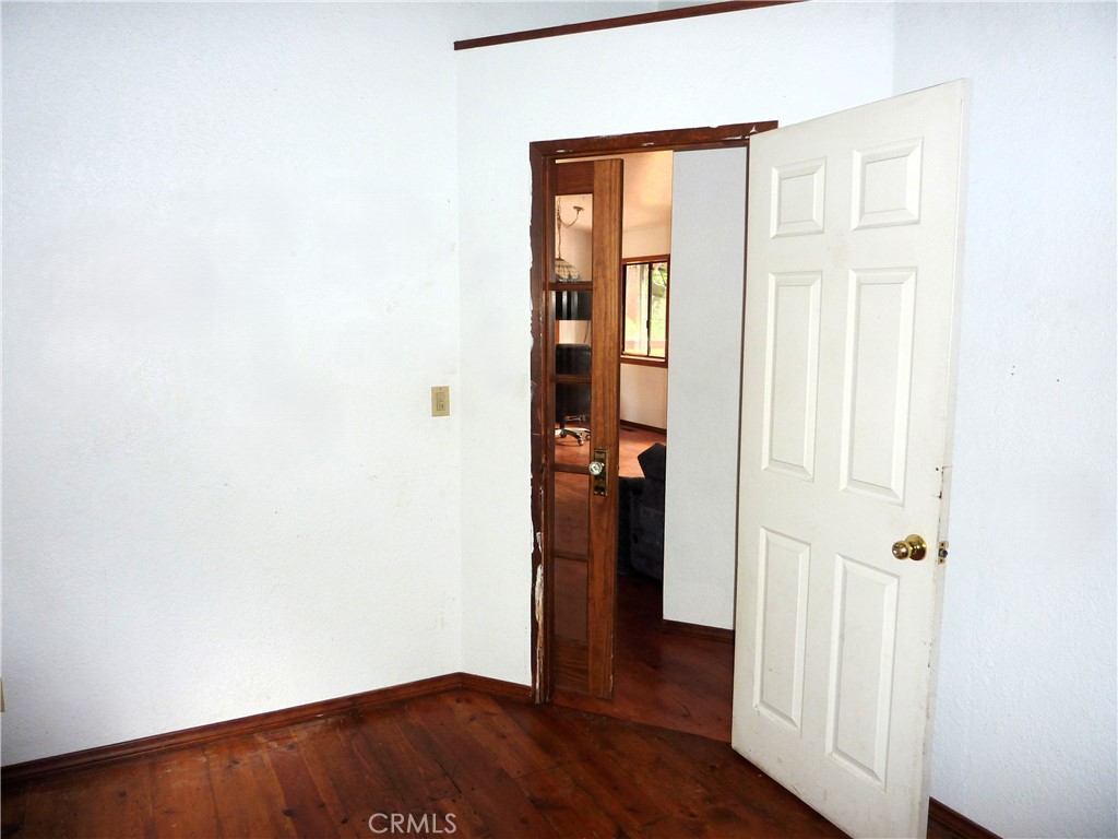 21531 Sawpit Canyon Road Property Photo 10