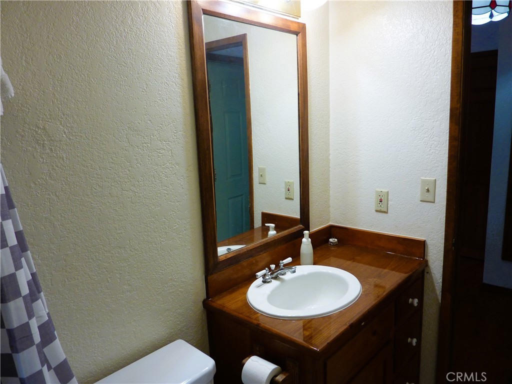 21531 Sawpit Canyon Road Property Photo 16