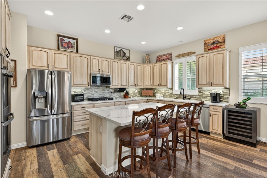 1710 Reyes Property Photo 40
