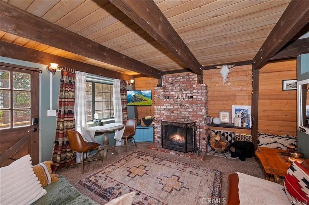 756 Cedar Property Photo 9