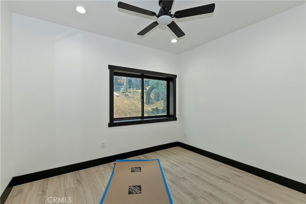 556 Lucerne Drive Property Photo 28