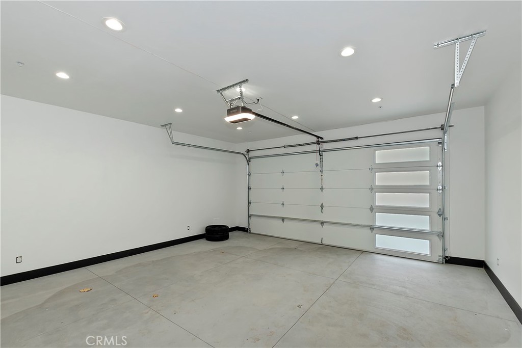 556 Lucerne Drive Property Photo 31