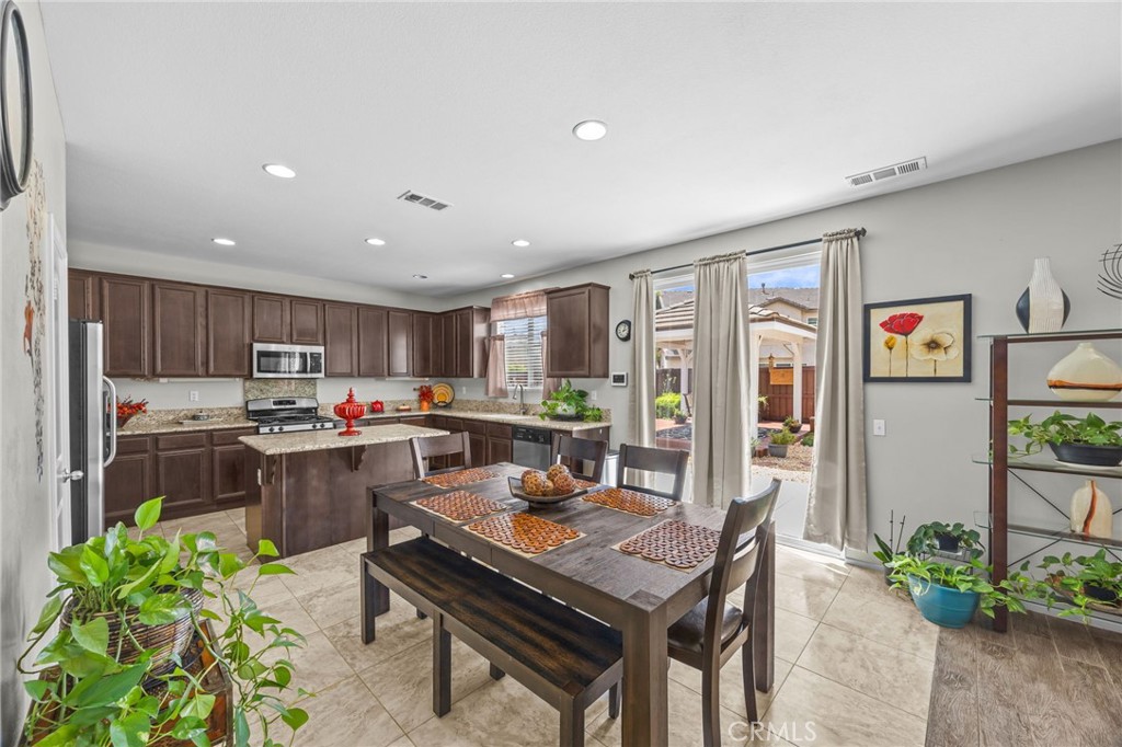 29424 Riptide Property Photo 5