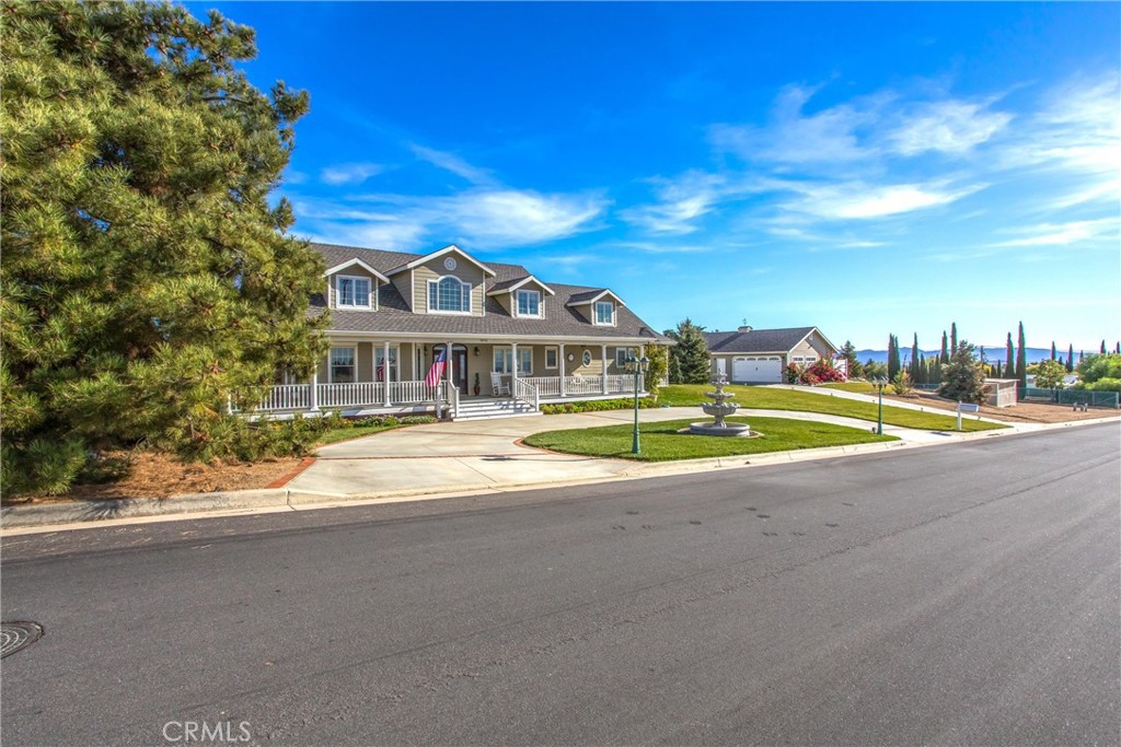 9870 Nancy Property Photo 4