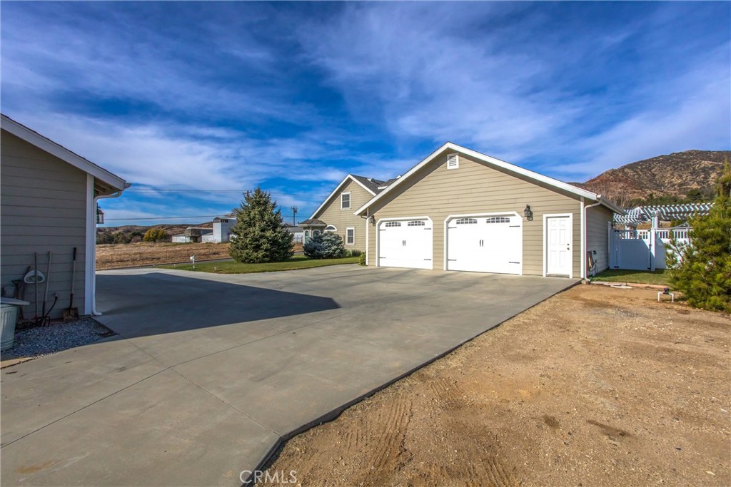 9870 Nancy Property Photo 46