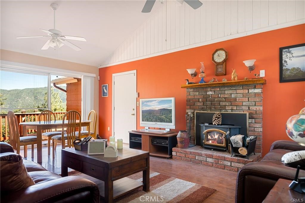 30400 Live Oak Property Photo 8